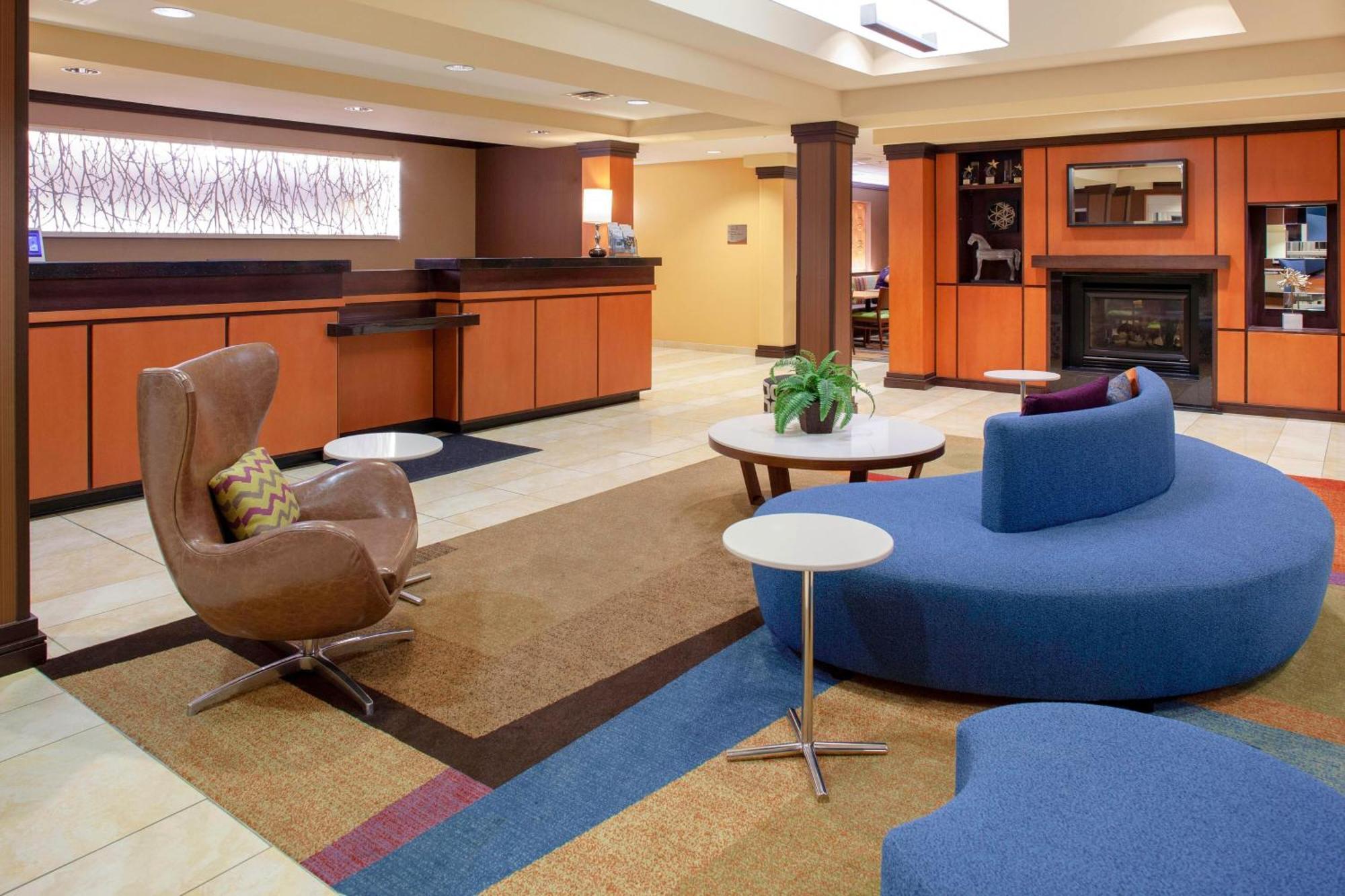 Fairfield Inn And Suites By Marriott Seymour Exteriör bild