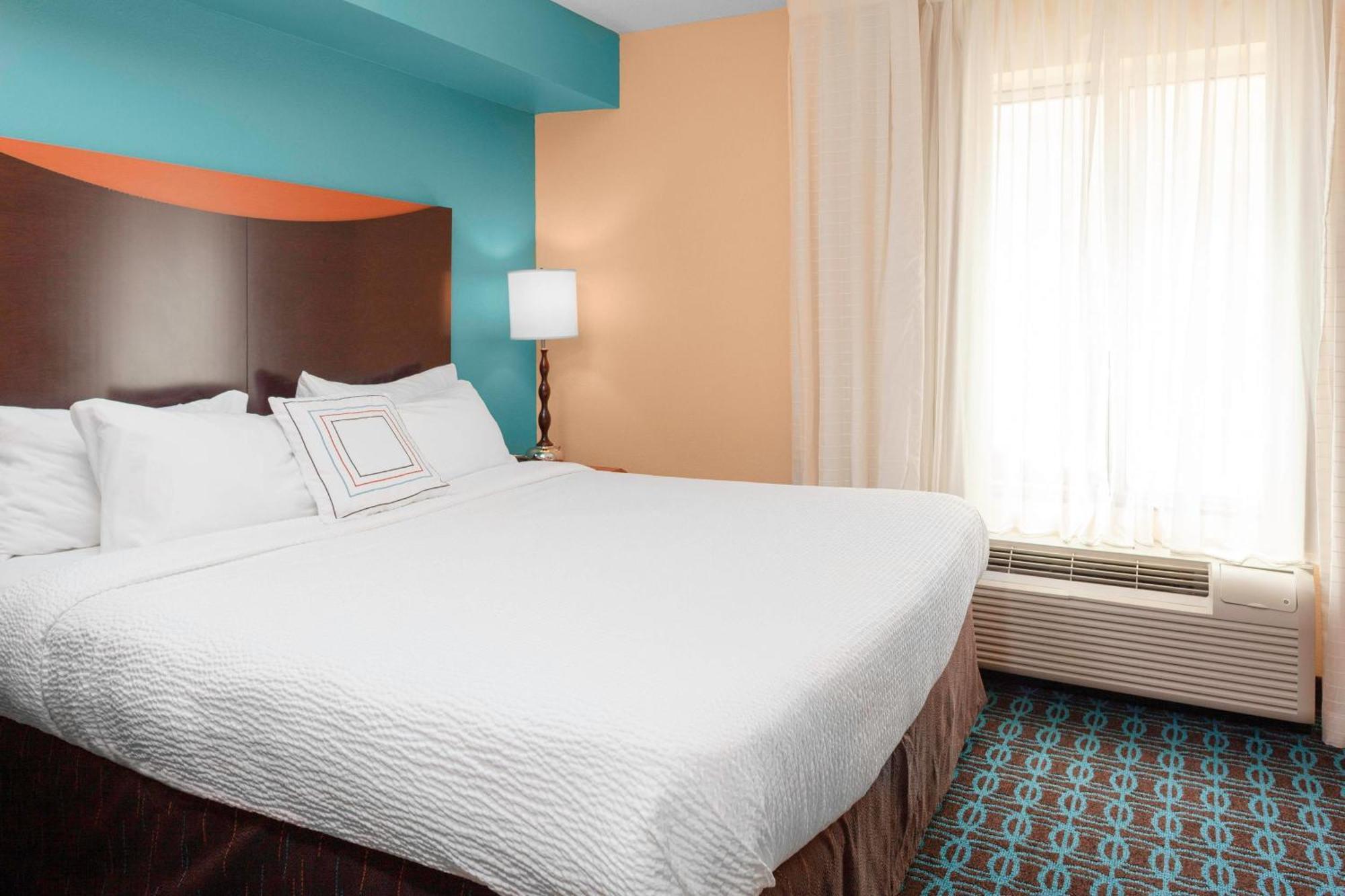 Fairfield Inn And Suites By Marriott Seymour Exteriör bild