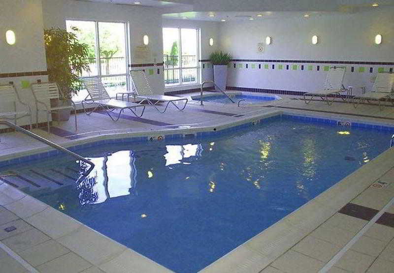 Fairfield Inn And Suites By Marriott Seymour Exteriör bild