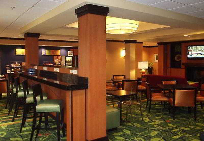 Fairfield Inn And Suites By Marriott Seymour Exteriör bild
